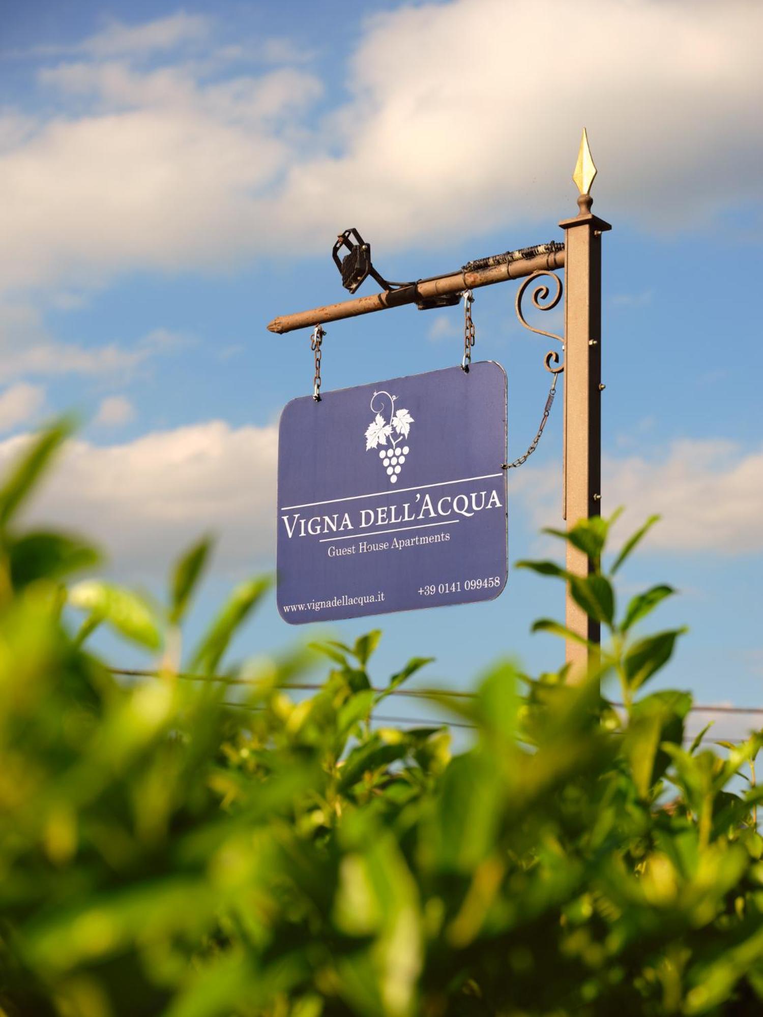Vigna Dell'Acqua Villa Santo Stefano Belbo Ngoại thất bức ảnh